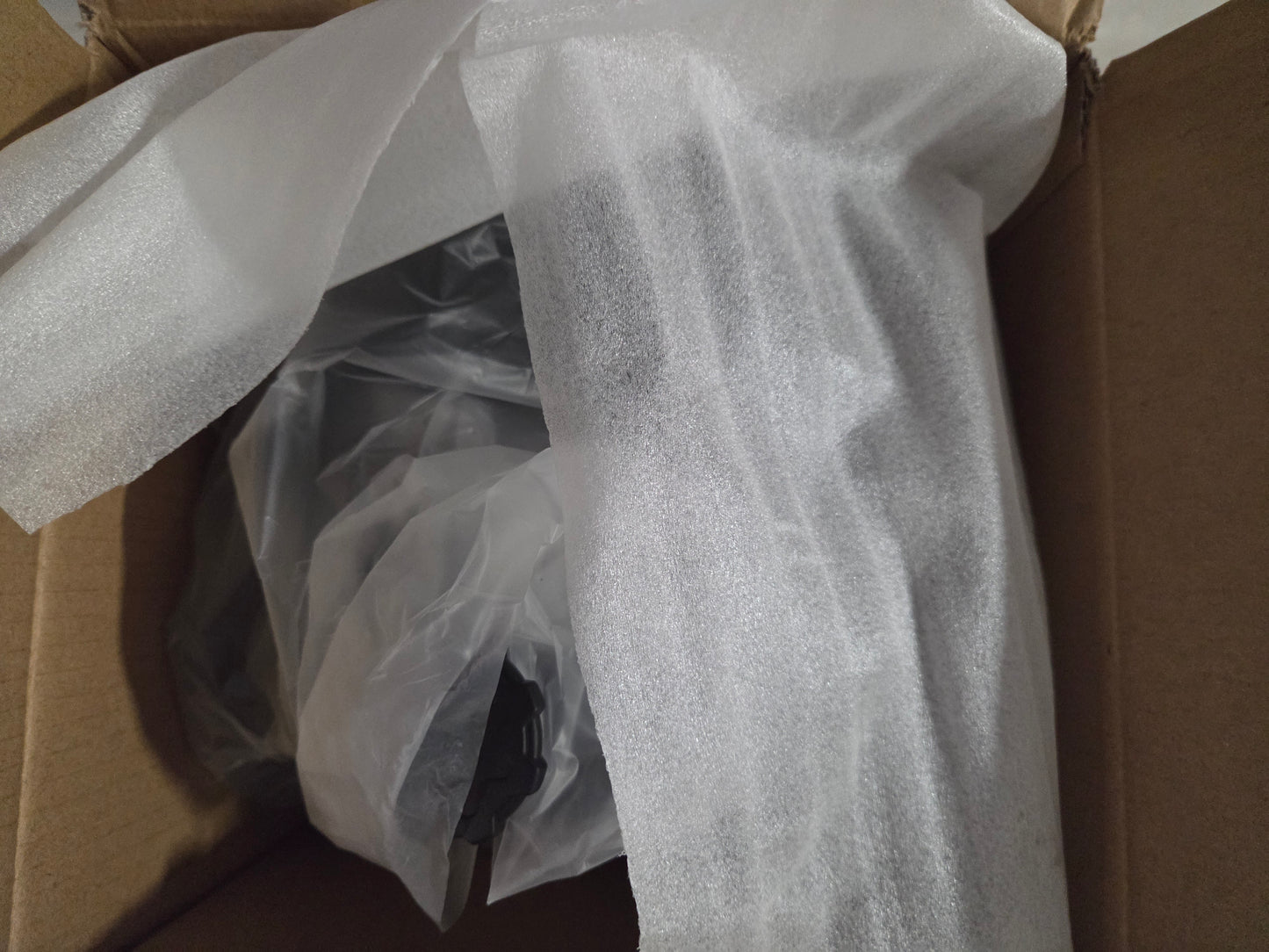 Welding Helmet Solar Powered Auto Darkening, Wide Shade 9-13 TIG MIG ARC Hood