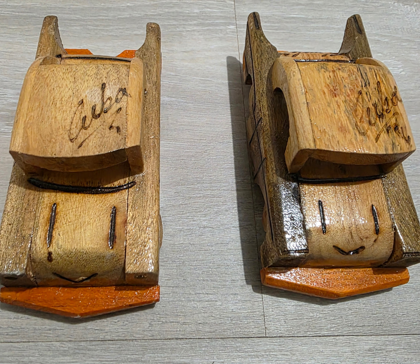 Handmade Wooden Cuban Car Set (2) – Authentic Folk Art Souvenirs