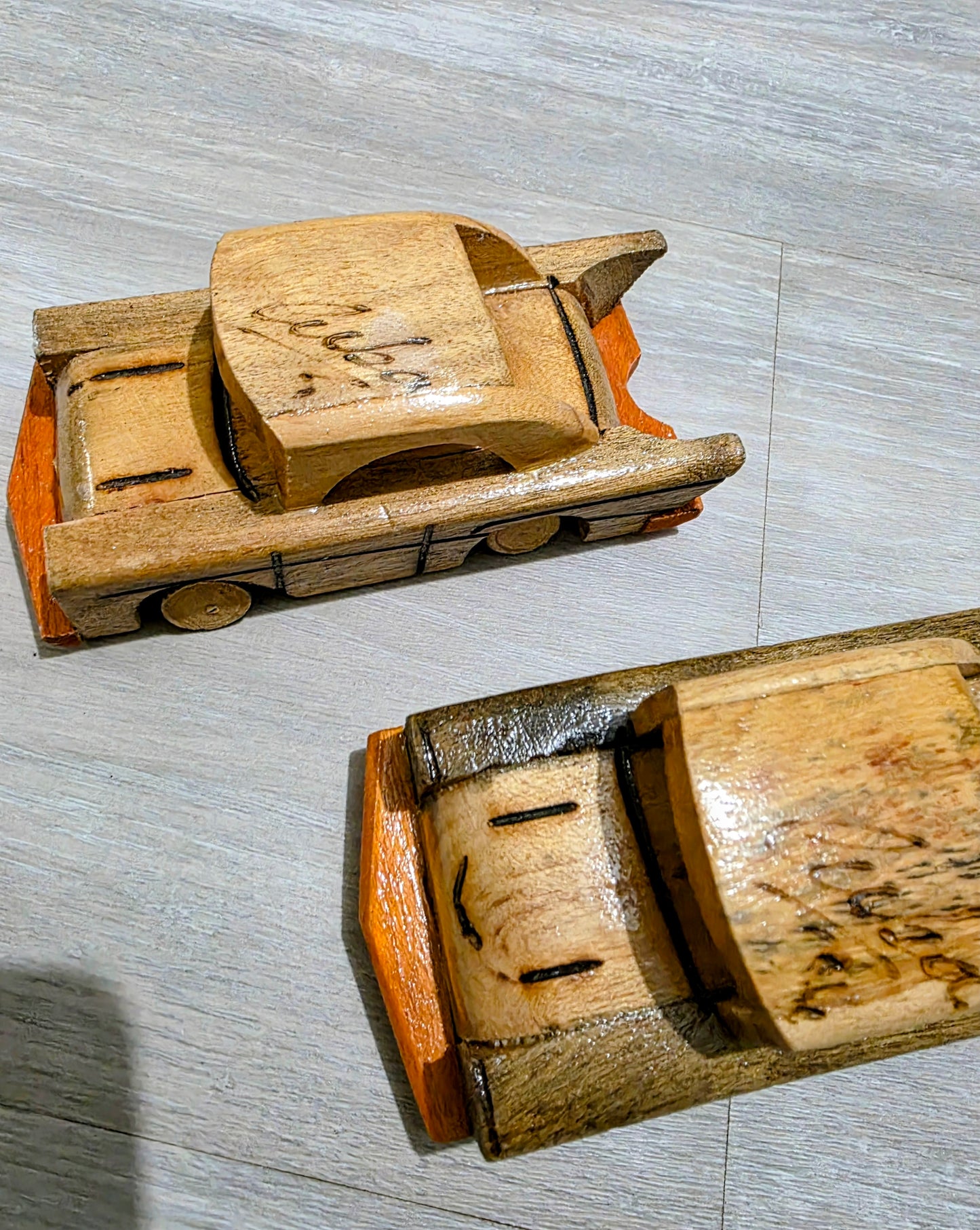 Handmade Wooden Cuban Car Set (2) – Authentic Folk Art Souvenirs