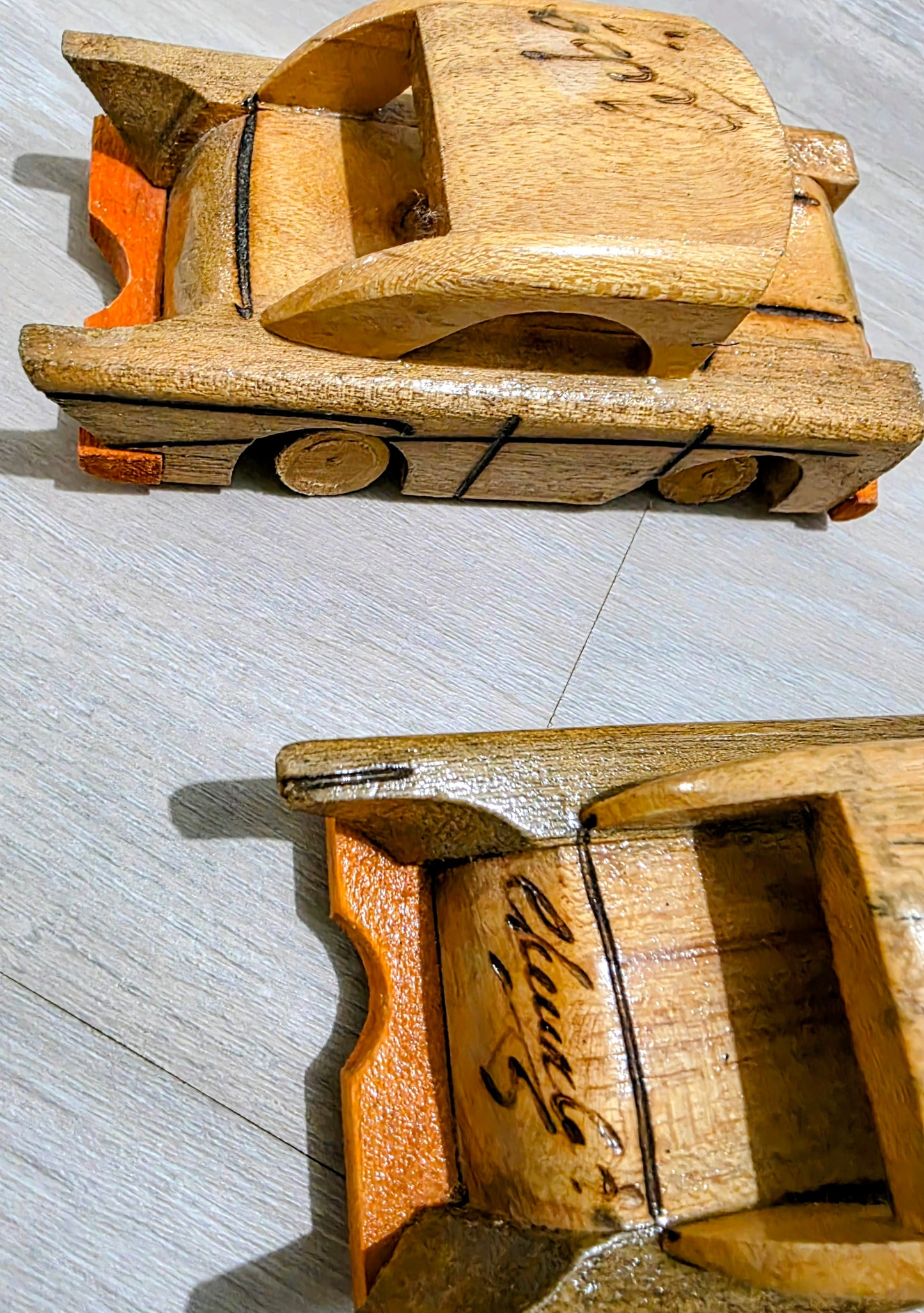 Handmade Wooden Cuban Car Set (2) – Authentic Folk Art Souvenirs