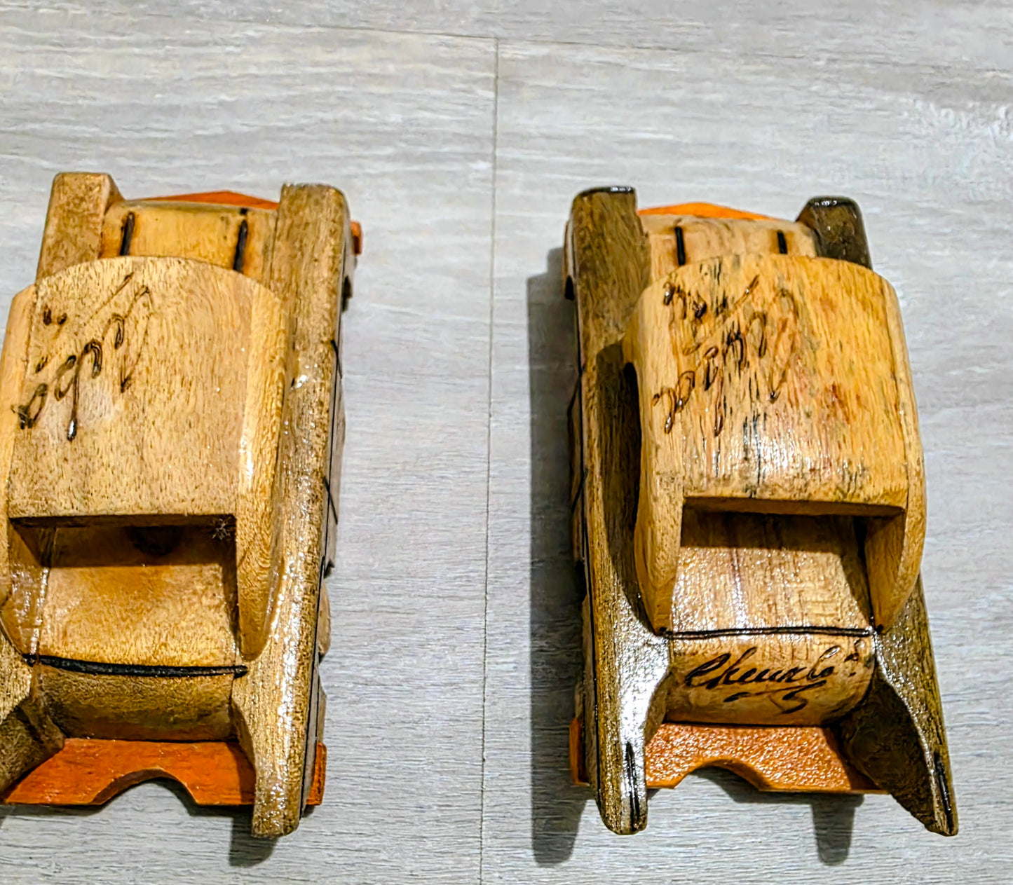 Handmade Wooden Cuban Car Set (2) – Authentic Folk Art Souvenirs